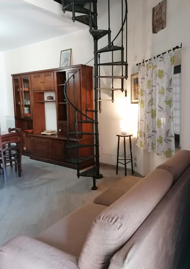 Casa Del Palazzo Del Marchese Apartment ตาร์กวิเนีย ภายนอก รูปภาพ